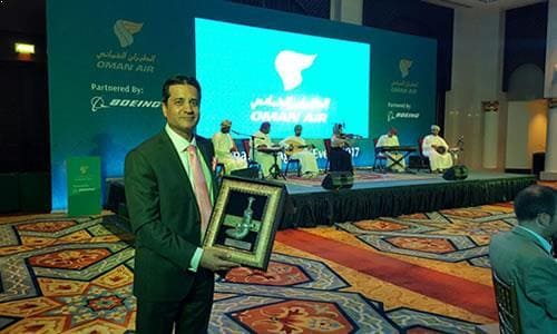 2016 UK sales from Oman Air at a global agent awards ceremony which took place in Oman