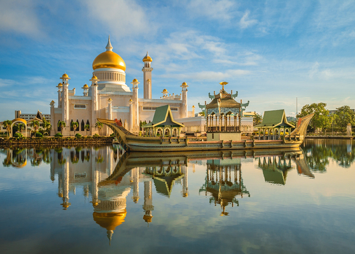 Experience a Free Stopover in Brunei with Royal Brunei